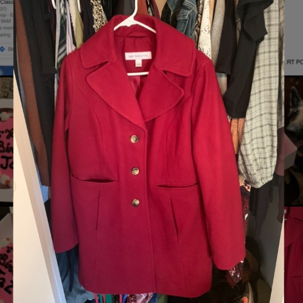 Liz Claiborne red peacoat jacket 💕
